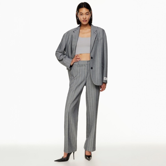 Aritzia - Babaton - Agency Pant - (Re)ssential - Lara...